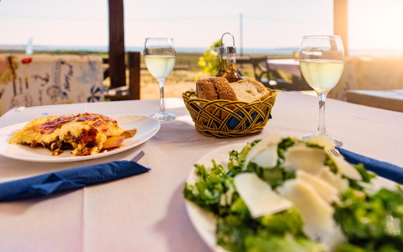 KEROS BLUE Luxury in Wilderness - Restoran