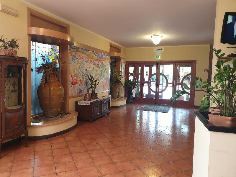 Attianese Hotel Restaurant - Lobi