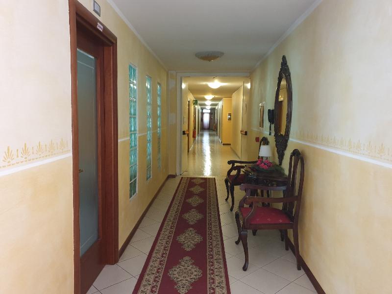Attianese Hotel Restaurant - Genel