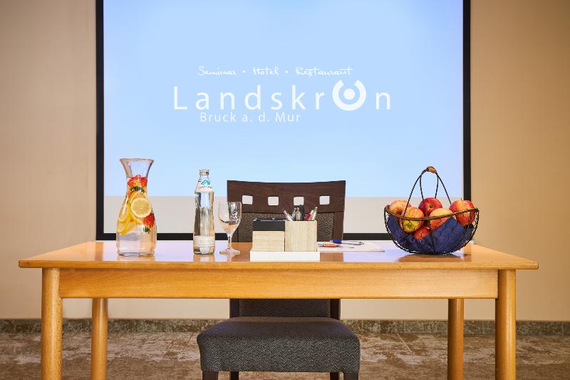 Landskron - Toplantı