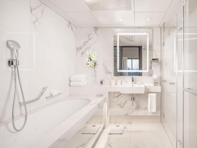 Four Seasons Hotel - Oda
