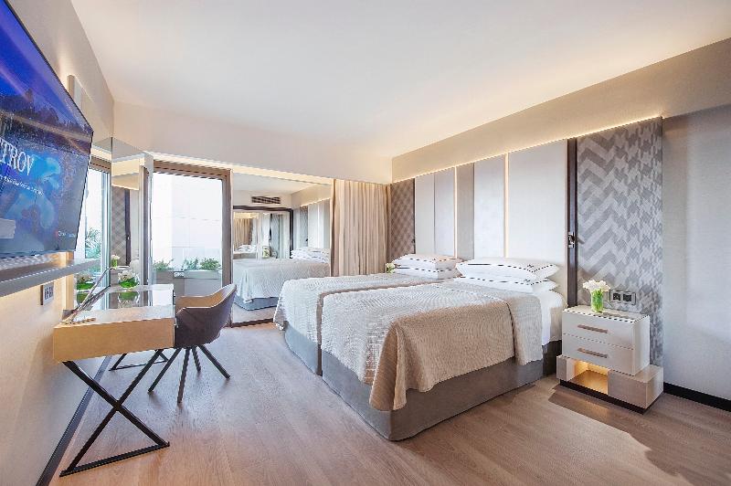 Four Seasons Hotel - Oda