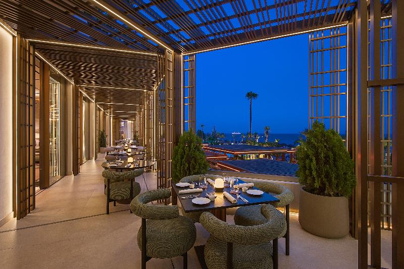 Four Seasons Hotel - Restoran