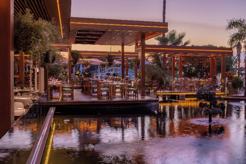 Four Seasons Hotel - Restoran