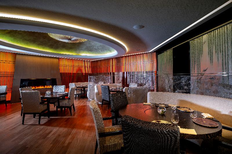 Four Seasons Hotel - Restoran