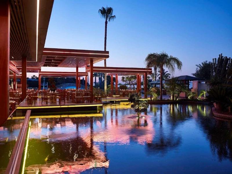 Four Seasons Hotel - Restoran