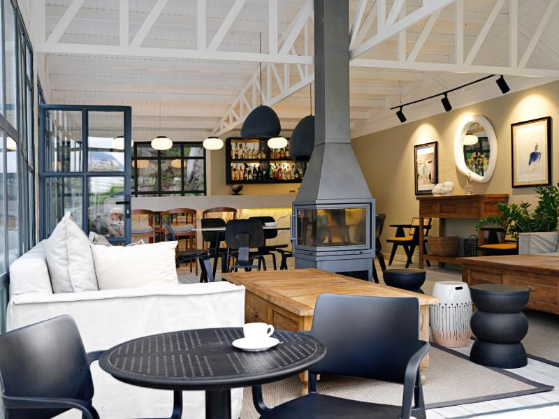Dorman Suites Hotel - Bar