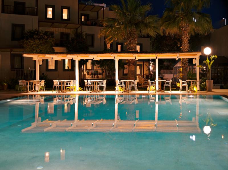 Dorman Suites Hotel - Genel