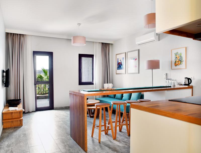 Dorman Suites Hotel - Oda