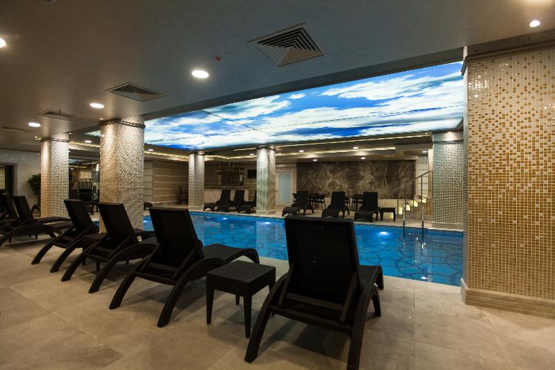 Miss Istanbul Hotel & Spa - Havuz