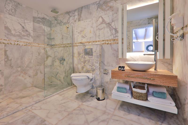 Kalkan Saray Suites - Oda