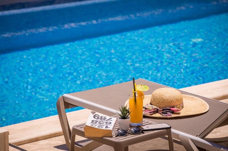 Kalkan Saray Suites - Havuz