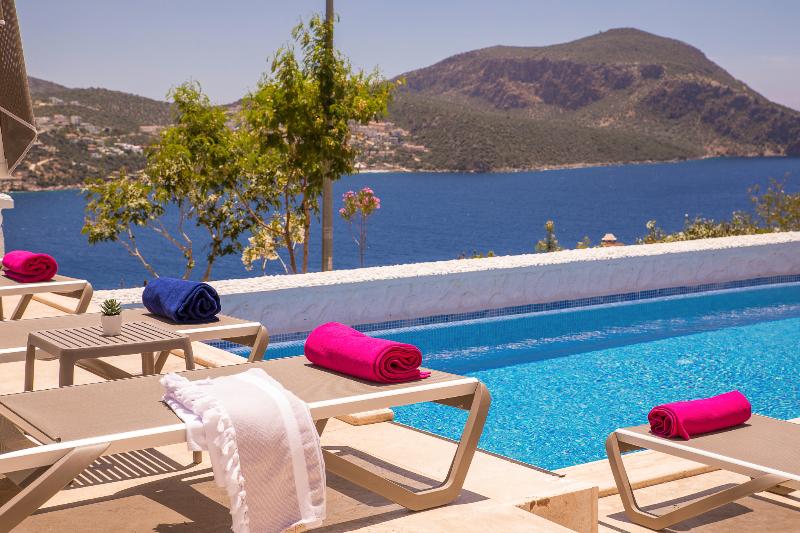 Kalkan Saray Suites - Havuz