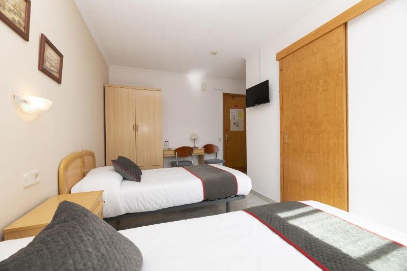 Hostal Montserrat - Oda