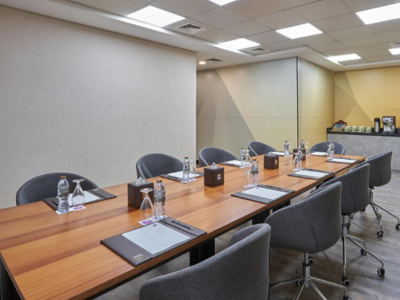 TIME Express Hotel Al Khan - Toplantı