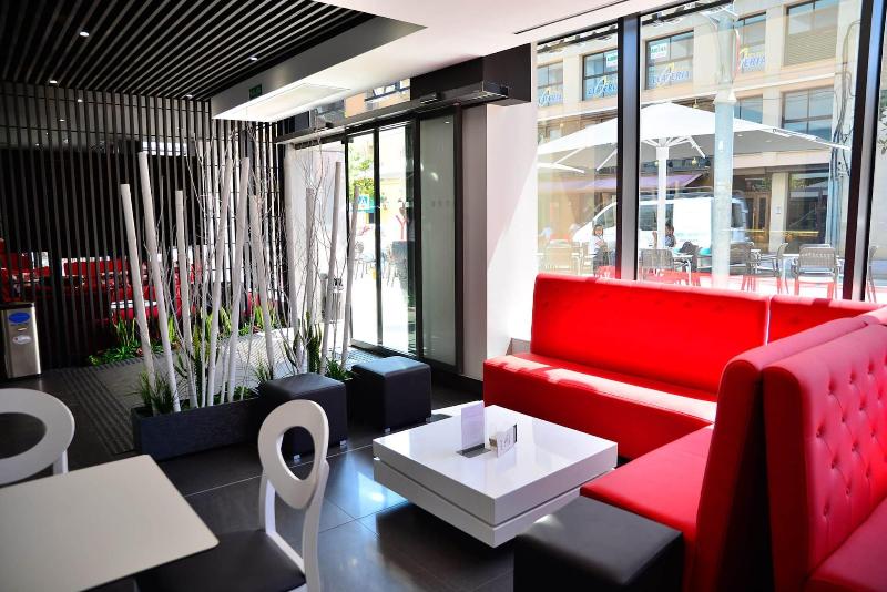 Hotel & SPA Ciudad de Binefar - Bar