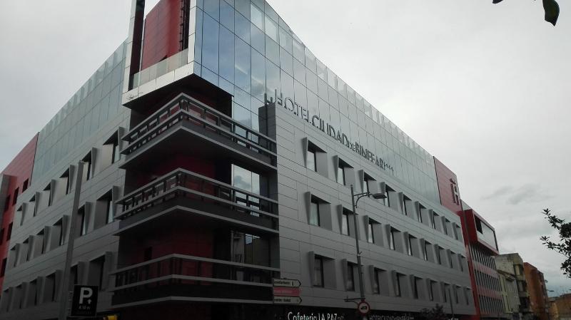 Hotel & SPA Ciudad de Binefar - Genel