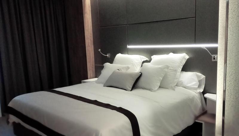 Hotel & SPA Ciudad de Binefar - Oda