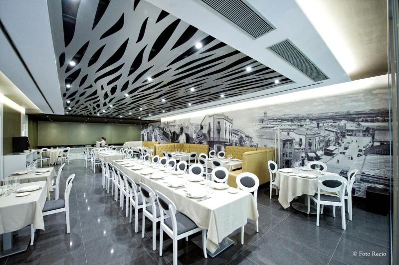 Hotel & SPA Ciudad de Binefar - Restoran