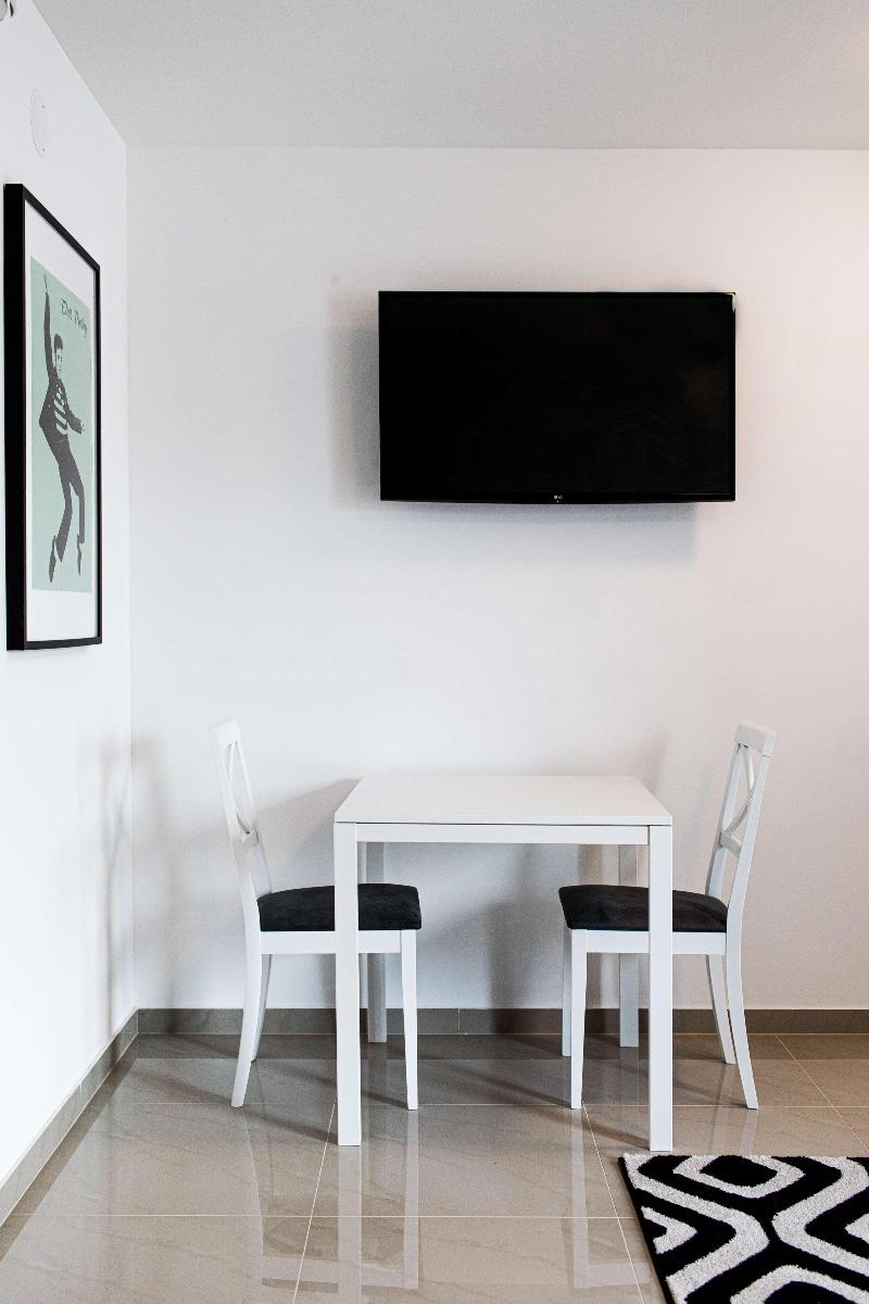 Best Western Plus Celebrity Suites - Genel