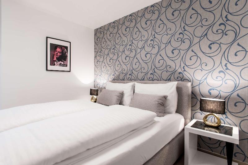 Best Western Plus Celebrity Suites - Genel