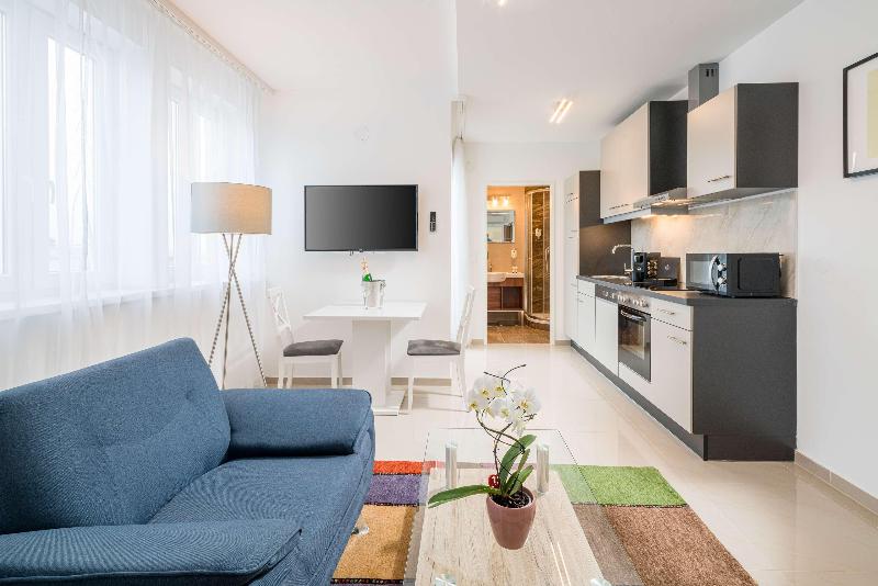 Best Western Plus Celebrity Suites - Oda