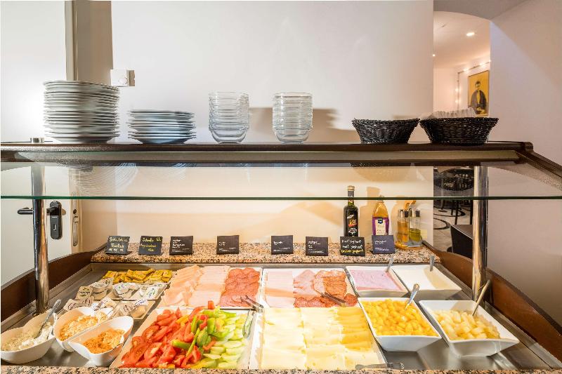 Best Western Plus Celebrity Suites - Restoran