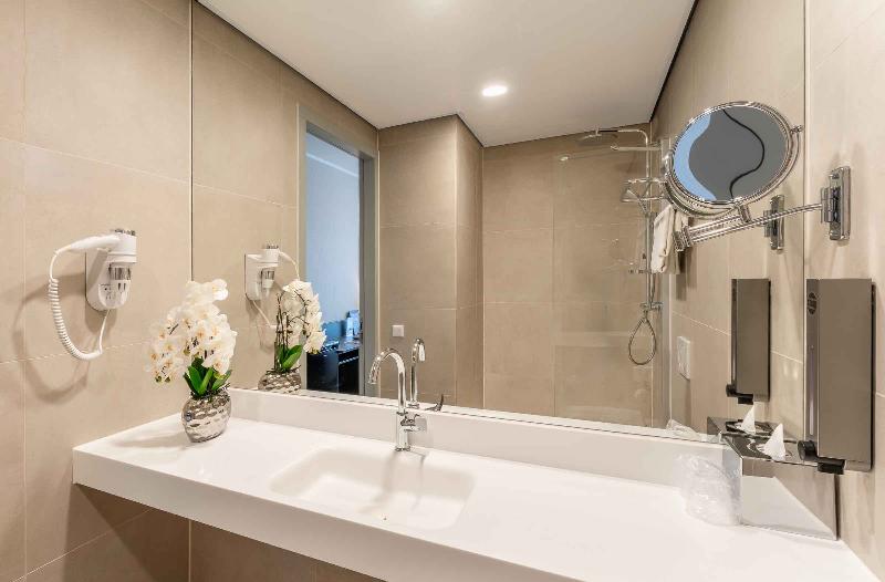 Plaza Premium Den Haag City Center - Oda