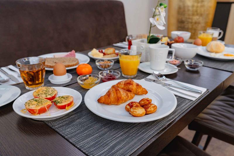 Plaza Premium Den Haag City Center - Restoran