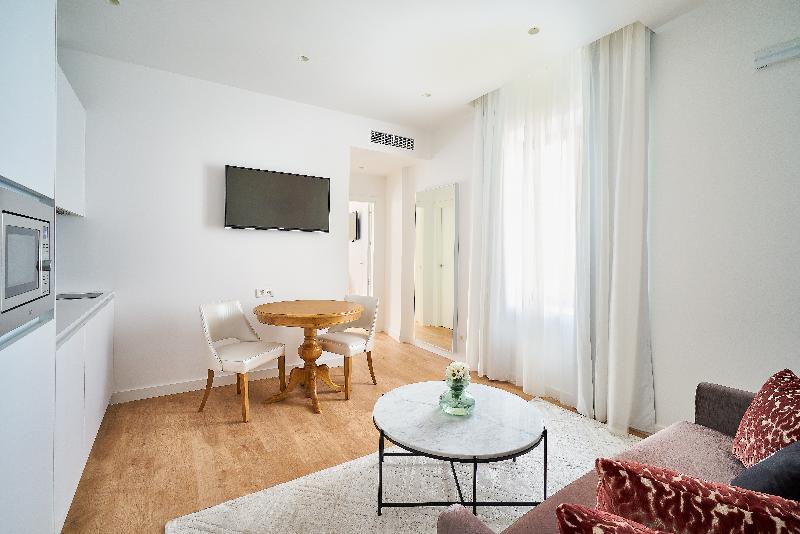 Tandem El Patio Suites - Oda