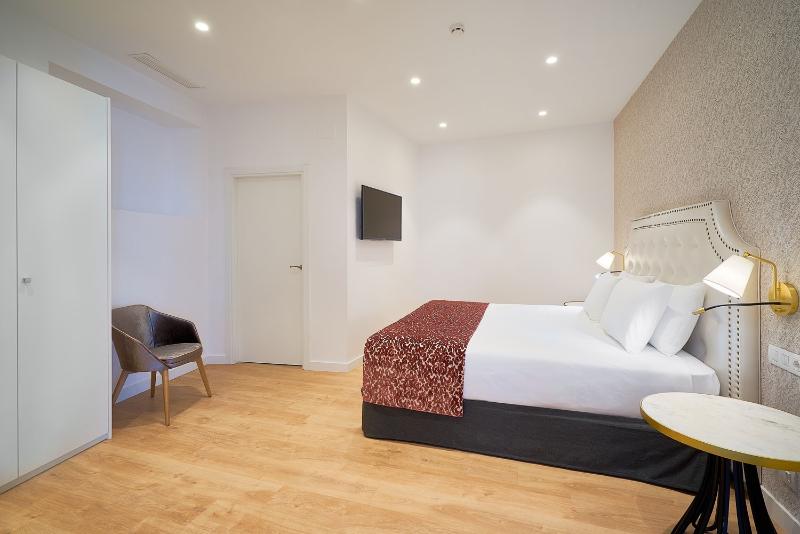 Tandem El Patio Suites - Oda