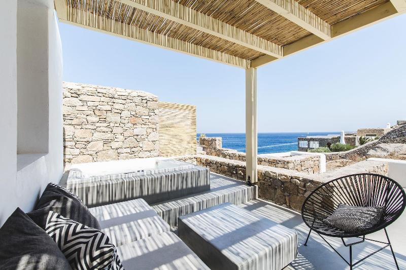 My Aktis Luxury Suites and Villas - Oda