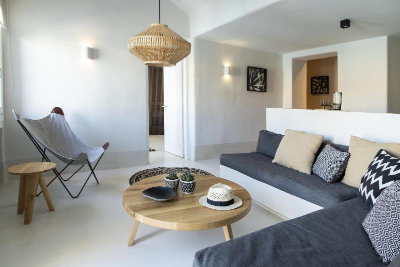 My Aktis Luxury Suites and Villas - Oda