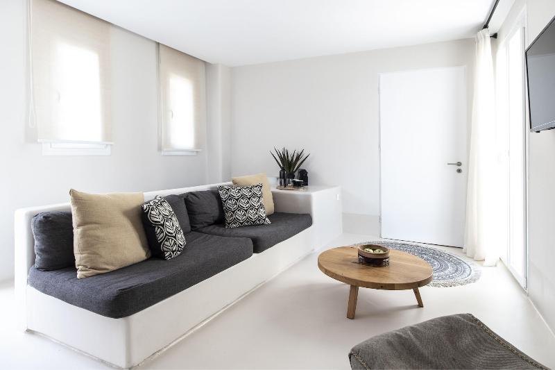 My Aktis Luxury Suites and Villas - Oda
