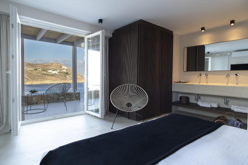 My Aktis Luxury Suites and Villas - Oda