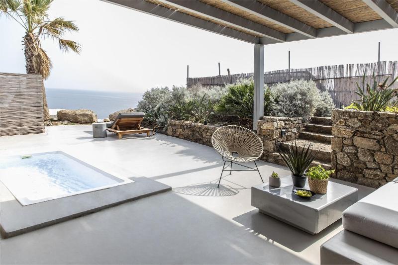 My Aktis Luxury Suites and Villas - Oda