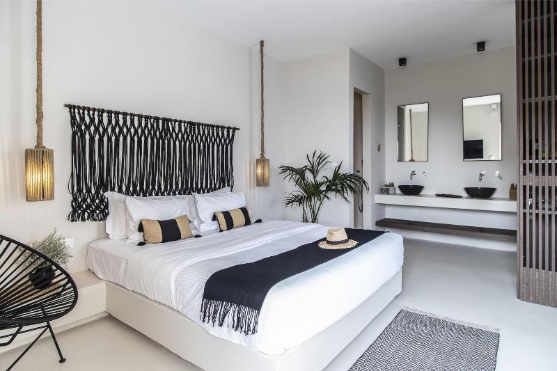 My Aktis Luxury Suites and Villas - Oda