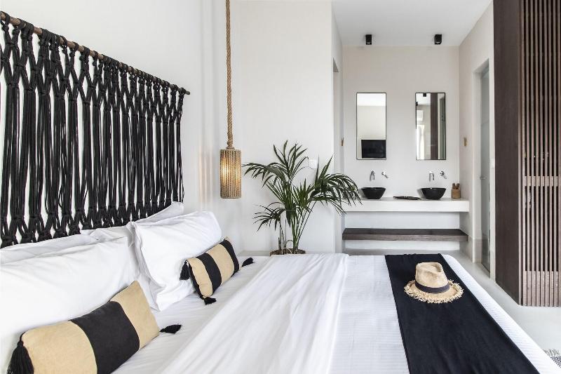My Aktis Luxury Suites and Villas - Oda
