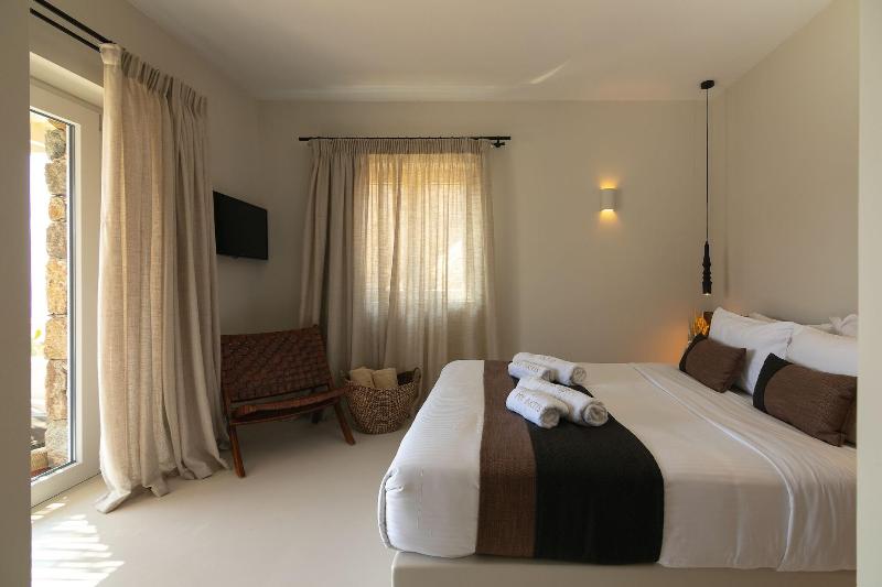 My Aktis Luxury Suites and Villas - Oda