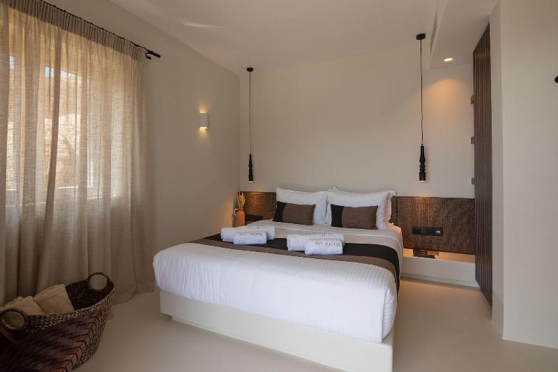 My Aktis Luxury Suites and Villas - Oda