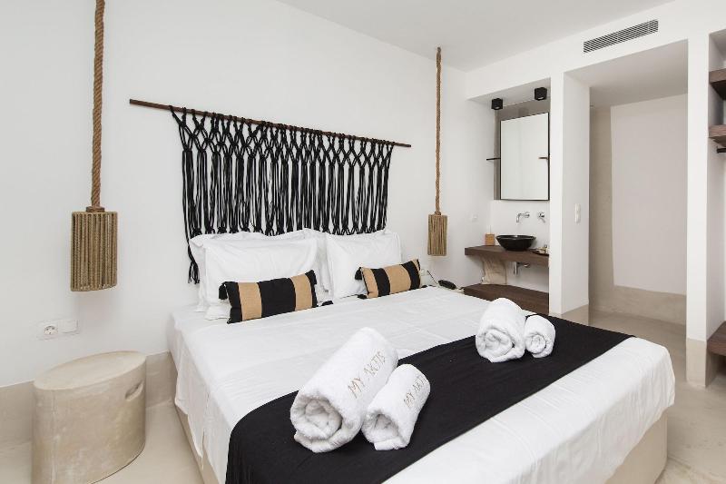 My Aktis Luxury Suites and Villas - Oda