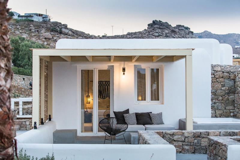 My Aktis Luxury Suites and Villas - Oda