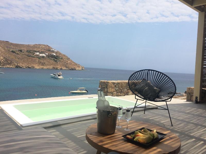 My Aktis Luxury Suites and Villas - Oda