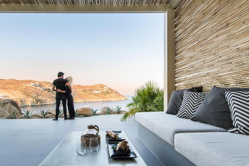 My Aktis Luxury Suites and Villas - Oda