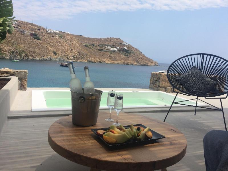 My Aktis Luxury Suites and Villas - Oda
