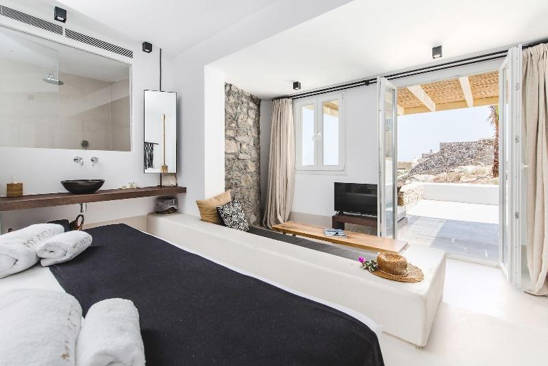 My Aktis Luxury Suites and Villas - Oda
