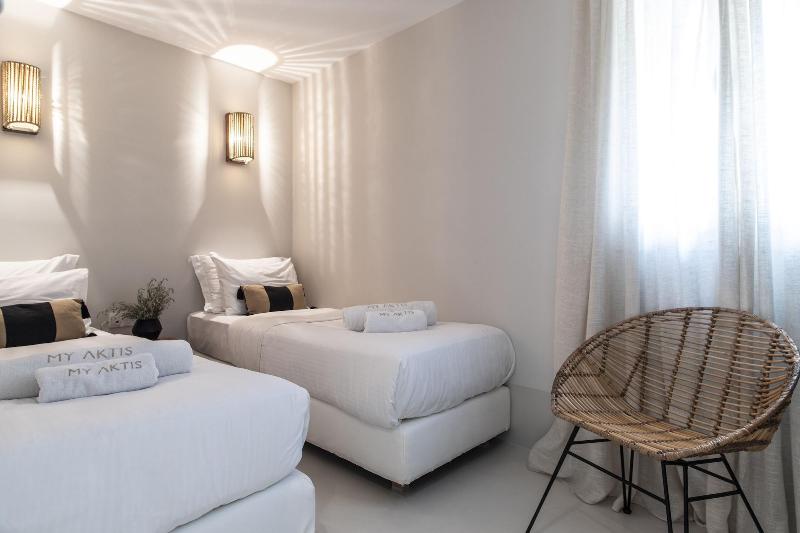 My Aktis Luxury Suites and Villas - Oda