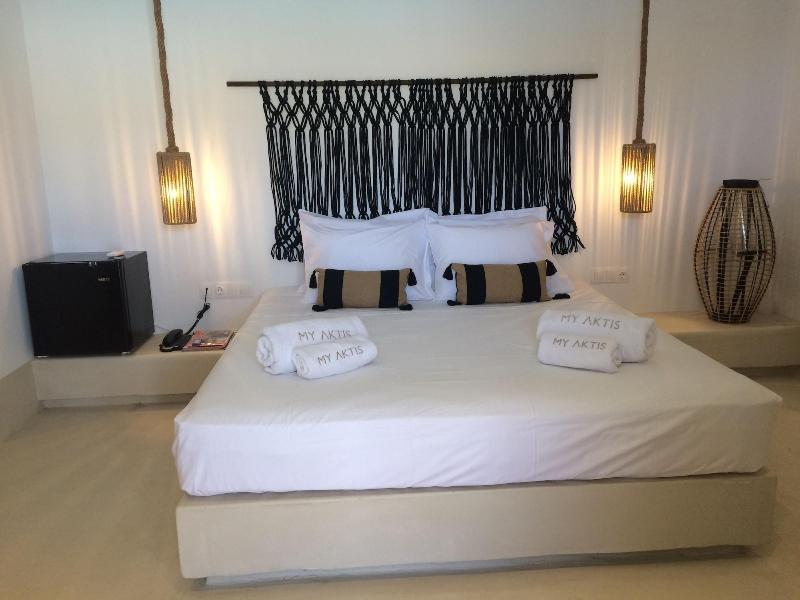 My Aktis Luxury Suites and Villas - Oda