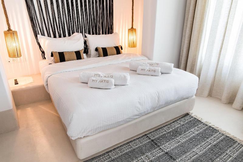 My Aktis Luxury Suites and Villas - Oda