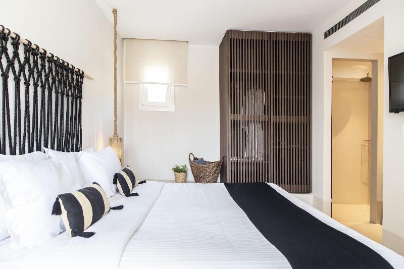 My Aktis Luxury Suites and Villas - Oda